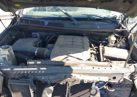 2008 Toyota Tundra Sr5 5.7L V8 z USA, uszkodzony, nr VIN 5TBEV54108S481148